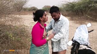 Indian Stepmom Outdoor Sex Blowjob, Pussy Fucking And Taking Cum Inside - 4 image