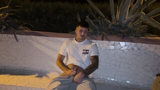 I'm walking along the seaside and a stranger notices that I'm not wearing underwear, outdoor video - 12 image