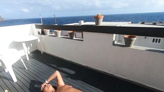 Cumming in girlfriend's mouth while she is sunbathing - 3 image