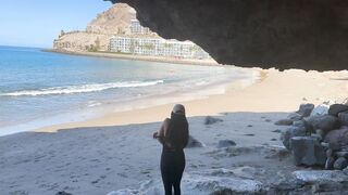 BEACH ADVENTURE: Perfect tits & big ass exposed in public and gets fucked after topless - 3 image