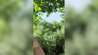 Milf julie nude run outdoors with squirt - 5 image