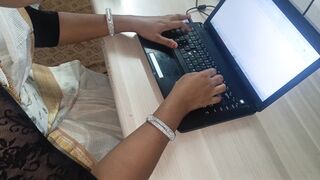Married women office romance with malayala saree - 2 image