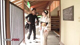 Intense pleasure Japanese Aoi Mizunos dream blowjob outdoors sensations - 1 image