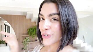 SQUIRTING or PEEING? She's excited to be caught by the neighbors! - 1 image