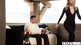 VIXEN Beautiful Blonde Bella Spark Ditches Boring BF For Passionate Outdoor Sex With Stranger - 3 image