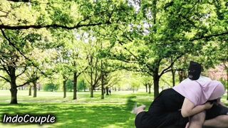 Indo Bokep Real Couple Outdoor sex . Muslim Couple affair in public park - 15 image