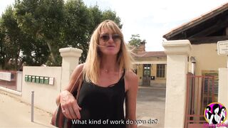 45 yo milf Alicia having a great outdoor fucking with 2 cocks - 1 image