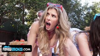 Thanksgiving Picnic Turns into a Threesome to Bond the New Family - 2 image