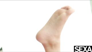 Adorable blonde enjoys energetic outdoor sex with her boyfriend