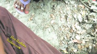 Desi Indian Outdoor Jungle Sex In Saree - 4 image
