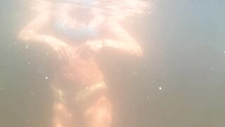 Under water (bikini) - 13 image