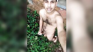 Outdoor Sex Indian guy masturbating - 2 image