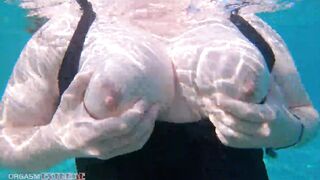 Underwater Footjob Sex & Nipple Squeezing POV at Public Beach - Big Natural Tits PAWG BBW Wife Being Kinky on Vacation - 2 image
