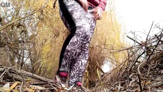 Curvy MILF with fat belly in leggings pissing outdoors - 12 image