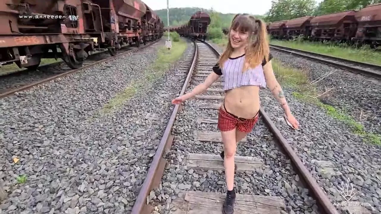 PUBLIC SEX between trains and tracks !! watch online photo
