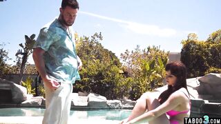 Neglected busty MILF housewife Lexi Luna fucked by the poolboy outdoor - 4 image